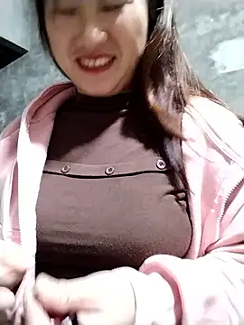 emini-xx online show from January 9, 2026, 2:03 am