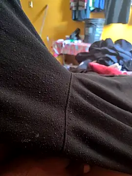 Snapshot of blackyxx5 chatting on October 27, 2025, 5:06 pm blackyxx5 online show from October 27, 2025, 5:06 pm