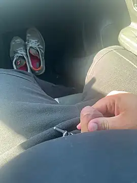 Snapshot of Nico-Zoe- chatting on October 27, 2025, 11:14 am Nico-Zoe- online show from October 27, 2025, 11:14 am