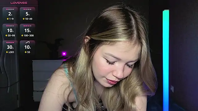 Snapshot of pawsclawss chatting on March 2, 2026, 5:08 am pawsclawss online show from March 2, 2026, 5:08 am