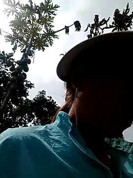 bella-la online show from February 7, 2026, 5:44 am