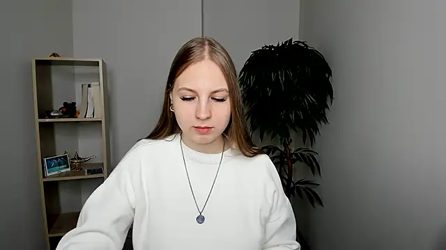 Snapshot of SuziGroody chatting on October 29, 2025, 5:53 am SuziGroody online show from October 29, 2025, 5:53 am