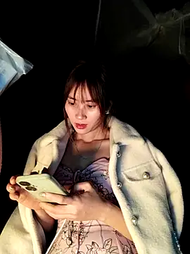 Em xinh01 online show from February 8, 2026, 5:49 pm