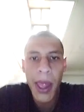 Yordiparra online show from April 5, 2026, 5:54 pm