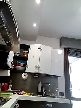 Piediniecollant online show from February 11, 2026, 11:15 am