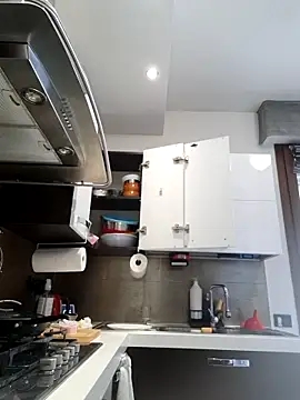 Piediniecollant online show from February 12, 2026, 11:05 am