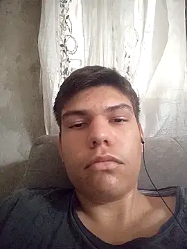 LucasHenriqueGomes online show from October 27, 2025, 4:00 pm