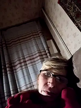 Georgette466 online show from November 12, 2025, 4:29 pm