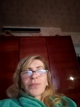 Georgette466 online show from December 14, 2025, 9:03 am