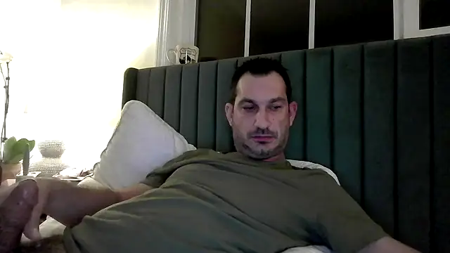 ckraiders84 online show from March 14, 2026, 3:56 am