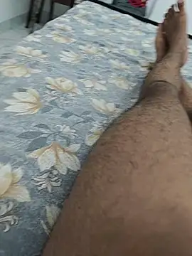 Snapshot of sid268624 chatting on October 27, 2025, 6:45 pm sid268624 online show from October 27, 2025, 6:45 pm