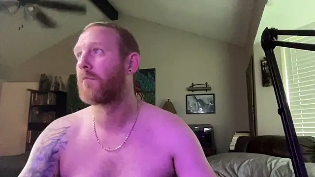 Snapshot of OwlSpirit420 chatting on April 5, 2026, 4:26 pm OwlSpirit420 online show from April 5, 2026, 4:26 pm