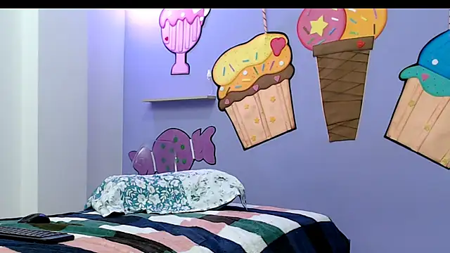 Snapshot of luna69sexgirl chatting on October 29, 2025, 8:54 pm luna69sexgirl online show from October 29, 2025, 8:54 pm