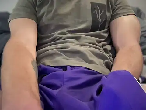 andrewholdsteady online show from October 28, 2025, 2:37 am