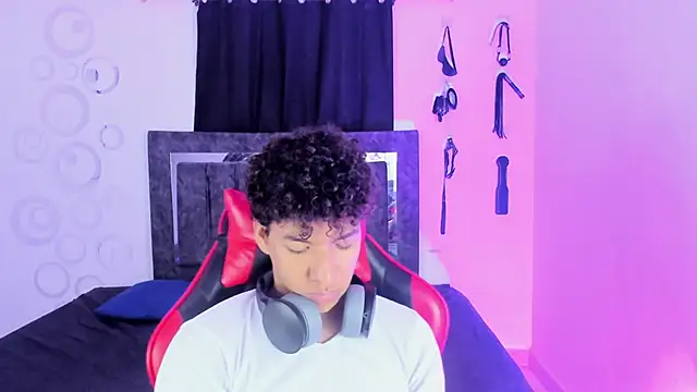 Maximiliano Khalil online show from November 9, 2025, 7:23 pm