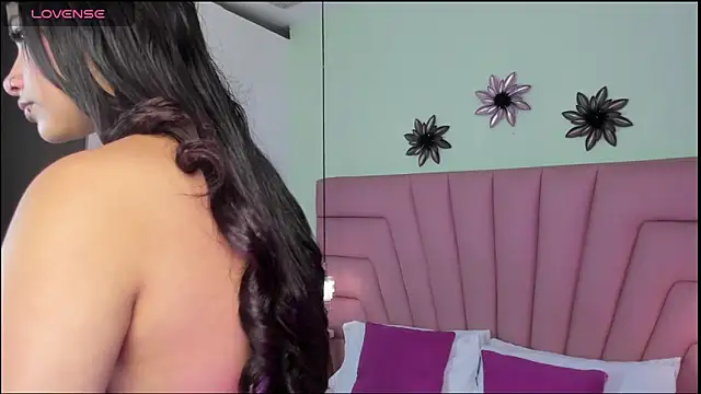 Kim Luna1 online show from April 25, 2026, 3:09 am