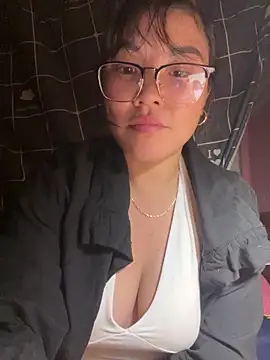 heodat-sexx online show from November 27, 2025, 1:57 pm