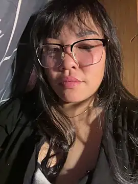 heodat-sexx online show from November 30, 2025, 10:25 pm