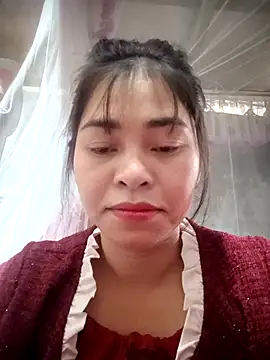 Bamboo-niee123 online show from November 13, 2025, 11:47 pm