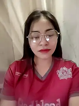 Bamboo-niee123 online show from May 2, 2026, 1:43 am