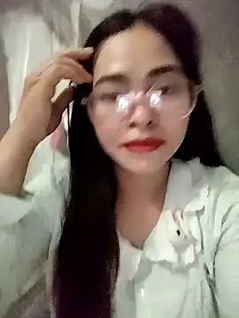 Bamboo-niee123 online show from May 7, 2026, 5:40 pm