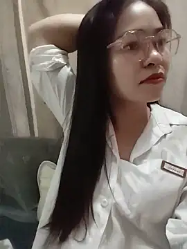 Bamboo-niee123 online show from May 10, 2026, 8:41 am