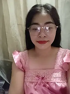 Bamboo-niee123 online show from May 16, 2026, 3:44 pm