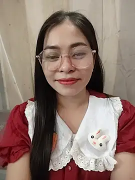 Bamboo-niee123 online show from May 30, 2026, 3:47 am