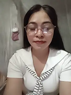 Bamboo-niee123 online show from May 30, 2026, 4:04 pm