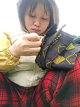 yoyo-mi online show from January 10, 2026, 9:22 am