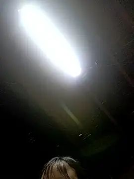 yoyo-mi online show from January 19, 2026, 2:37 am