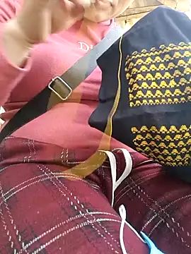 yoyo-mi online show from February 21, 2026, 6:58 am