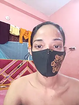 Green LaDY66 online show from April 20, 2026, 10:51 am