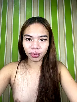 kierra fox online show from December 4, 2025, 5:54 pm