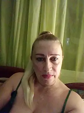 Esenia505 online show from November 12, 2025, 12:55 am