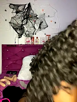 Annaa-Hot online show from November 4, 2025, 4:55 am