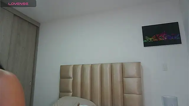 phiamat online show from May 15, 2026, 11:01 pm