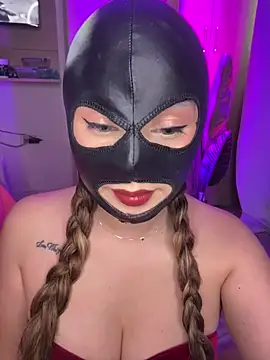MasterAlexSlavekate online show from May 17, 2026, 10:28 pm