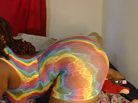 sexy-Halo online show from October 29, 2025, 1:13 pm