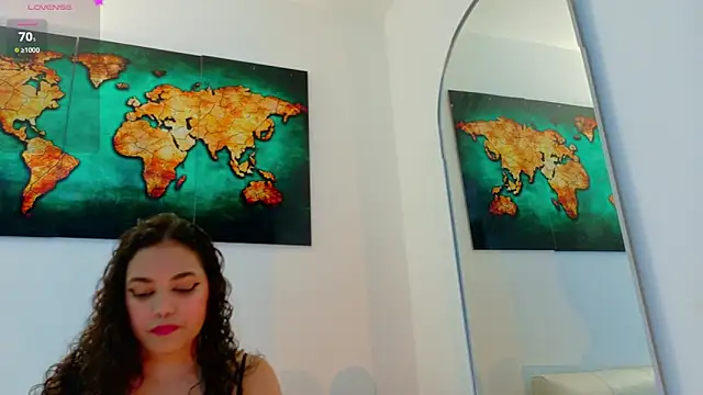 R3d Moonss   online show from February 14, 2026, 6:59 pm