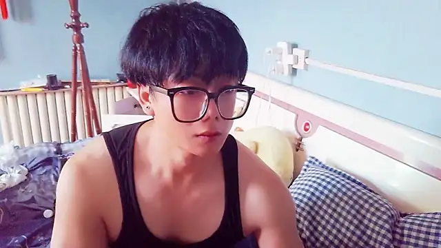 chenwen520 online show from November 2, 2025, 7:11 am