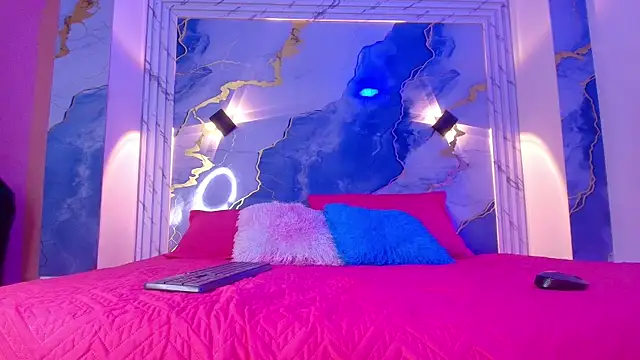 Girls from medellin online show from November 14, 2025, 3:16 am