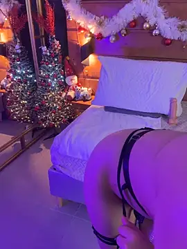 Snapshot of milena_kiitty chatting on December 15, 2025, 1:26 pm milena kiitty online show from December 15, 2025, 1:26 pm