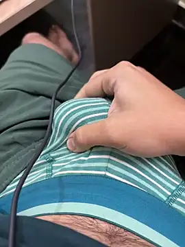 SentScruples online show from November 17, 2025, 6:46 pm