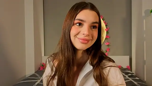 LauraHansil online show from February 12, 2026, 6:08 am