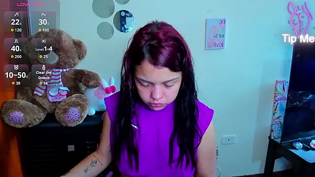 Emma boo online show from March 7, 2026, 4:26 pm