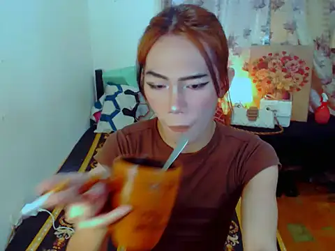 Snapshot of EXOTICGEORGINA chatting on December 15, 2025, 9:30 pm EXOTICGEORGINA online show from December 15, 2025, 9:30 pm