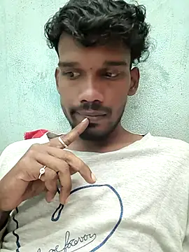 Snapshot of cutty_abi_ chatting on November 18, 2025, 3:45 am cutty abi online show from November 18, 2025, 3:45 am