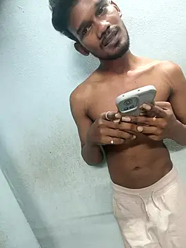 Snapshot of cutty_abi_ chatting on November 28, 2025, 4:37 am cutty abi online show from November 28, 2025, 4:37 am