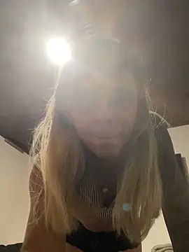 sabrinaneves online show from October 30, 2025, 7:14 pm